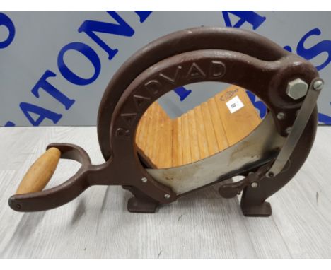 CHOCOLATE BROWN VINTAGE DANISH RAADVAD BREAD SLICER