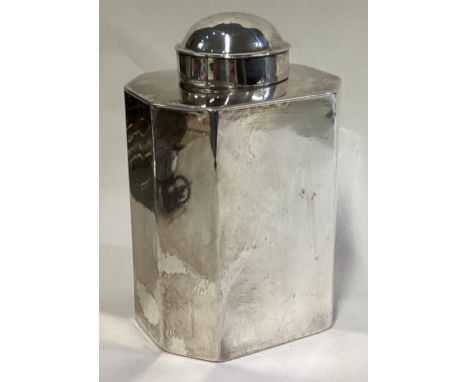 An 18th Century George III silver tea caddy. London 1770. By William & Aaron Lestourgeon. Approx. 165 grams. Est. £700 - £800
