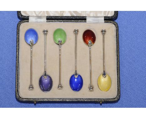 Case set of Birmingham 1937 silver hallmarked harlequin enamel teaspoons with makers mark S Ld
