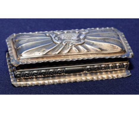 Mappin & Webb of London 1896 silver hallmarked rectangular snuff box with hinged top and embossed detail revealing gilt inter