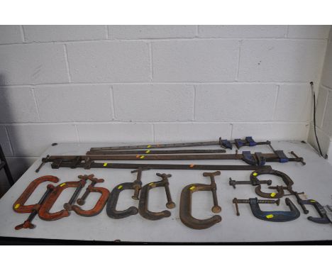 THREE SASH CRAMPS including a Record 133 and a 135, a Marples 130cm sash clamp, three Marples G clamps and eight other G clam