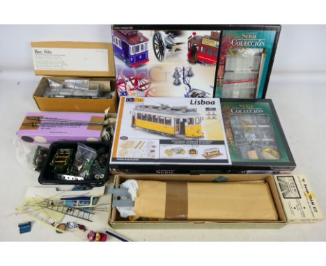Ocio Creativo - Bec Kits - Others - A collection of tram related model kits and loose accessories and kit related parts. Lot 
