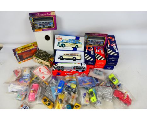 Corgi - Dinky - Matchbox - Hot Wheels - A group of boxed vehicles including 1950 Mercedes Omnibus # DY-S10, Scammell Mobile C