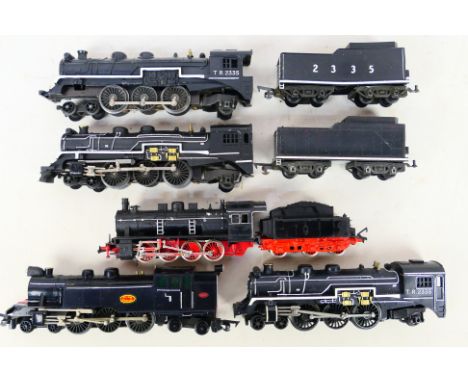Tri-ang - Fleischmann - A group of unboxed locomotives including Transcontinental Pacific Class 2335 and Baltic Tank engine 4