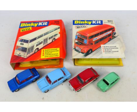 Dinky Toys - Spot-On - Two boxed Dinky Toys kits with a group of unboxed diecast model cars. Lot consists of Dinky Toys Kit #