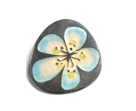 hallmarked silver &amp; enamel pendant measures approx 4.5cm drop 3.8cm wide 