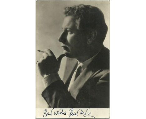 Peter Ustinov signed 14cmx9cm sepia photo. 16 April 1921 28 March 2004) was an English actor, writer and dramatist. He was al