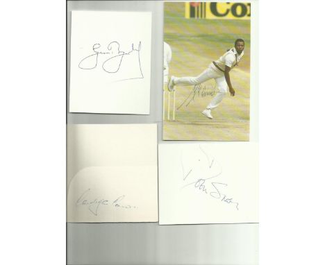 Nine Signed Cricket cards includes Boycott, Marshall, Cardigan Conner, John Snow, and Martin Moxon. Good Condition