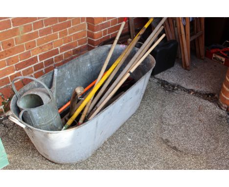 A galvanised tin bath tub and watering can, teak picnic table and three directors chairs together with a selection of garden 