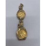 9ct Gold Two Sovereign (1909, 1914) Gate Bracelet.