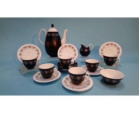 A Foley 'Domino' pattern six setting tea service by Hazel Thumpston