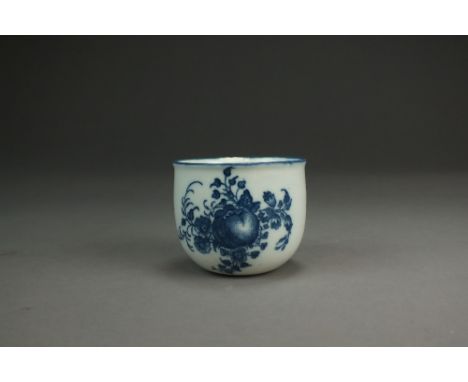A Caughley porcelain finger bowl, circa 1775, transfer-printed in underglaze blue with the Apple and Damsons pattern, floral 