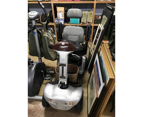 Mobility scooter