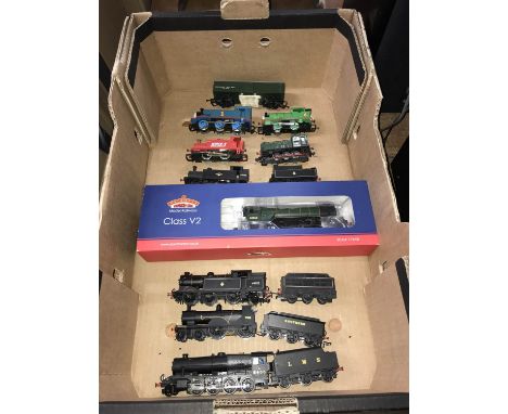 A box containing '00' gauge Bachmann, Hornby etc