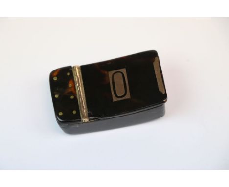 19th Century Elliptical Snuff box with Gold cartouche to the hinged lid, measures approx 4.5 x 2.5 x 1.5cm