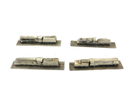 Selection of Royal Hampsire train models includes Golden arrow, city of truro etc 