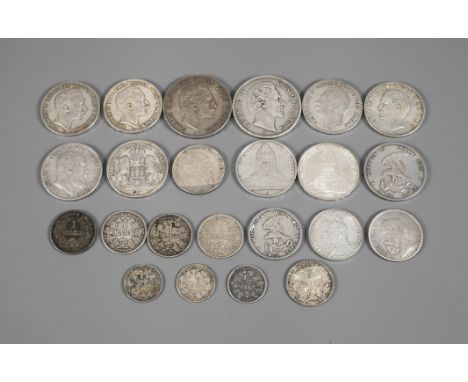 Konvolut Silbermünzen Kaiserreich5 Mark Bayern 1876 D, Ludwig II., ss+; 5 Mark Preußen 1904 A, Wilhelm II., ss; 3 Mark Hambur