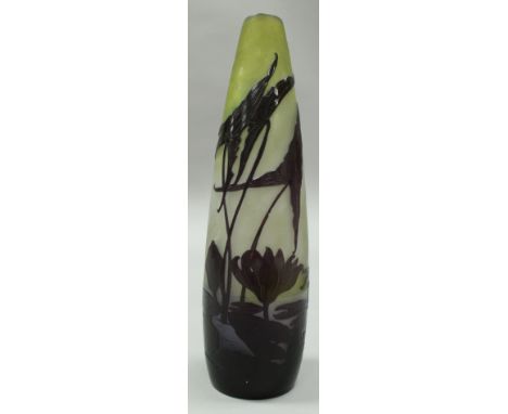 A Gallé cameo glass vase decorated with lilies on a pond, 26.5 cm high CONDITION REPORTS Some light scratches - could probabl