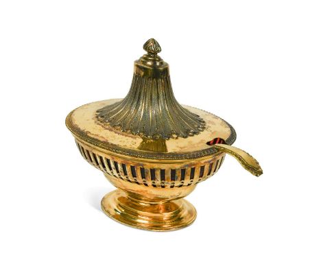 An Edward VII silver gilt covered sugar bowl with later spoon, mark of John Henry Rawlings, London 1906, of oval form with pi