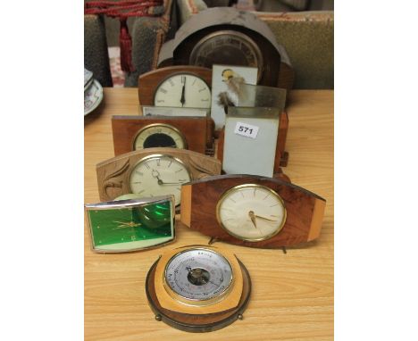 Quantity of Art Deco photo frames and clocks