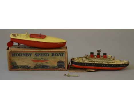 Hornby Speed boat, boxed together with a tin Queen Mary model (2)