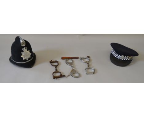 Good lot of police collectables including 3 sets of vintage handcuffs (with keys), 2 police hats and a jubilee commemmorative
