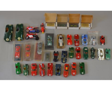 35 amateur built to a high quality model vehicle kits including bikes and racing cars, makers include Starter, Model Box, Wes