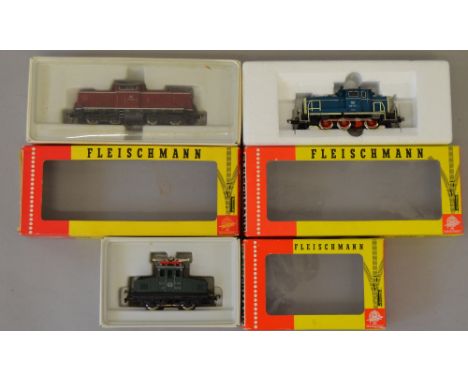 H0 scale Fleischmann. 3 x locomotives. 4300 DB 0-4-0 pantograph locomotive, green livery, 4227 DB diesel 0-6-0 blue livery & 