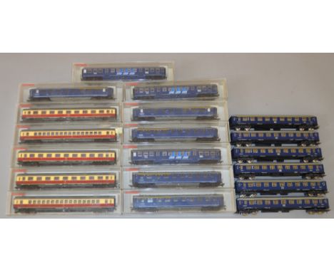 H0 Scale 19 x Fleischmann coaches. 13 boxed. Includes Dutch railways blue livery, German DB red/cream livery & German DB blue