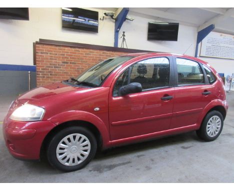 Make &amp; Model: Citroen C3 DesireDate of Reg: AU56 UDLColour: Redcc: 1360MoT: 20-09-2021Fuel Type: PETROLMileage: 102kTrans
