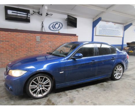 Make &amp; Model: BMW 325I M SportDate of Reg: EK59 ZJJColour: Bluecc: 2500MoT: 06-12-2021Fuel Type: PETROLMileage: 77kTransm