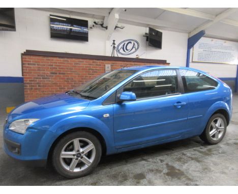 Make &amp; Model: Ford Focus Titanium TDate of Reg: GP54 DWUColour: Bluecc: 1596MoT: 03-01-2022Fuel Type: PETROLMileage: 95kT