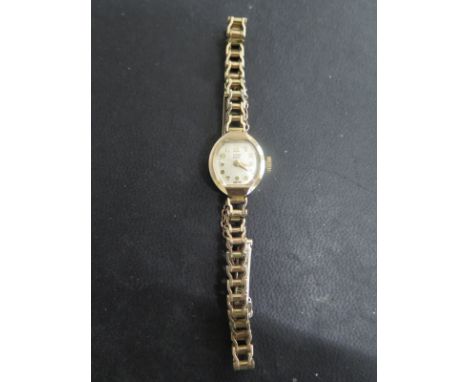 A 9ct gold Tudor Royal Rolex ladies manual wind wristwatch hallmarked Birmingham 1984 - not working but in clean condition, t