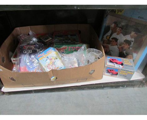 A mixed lot of assorted children's puzzles, cards, collector's stickers etc including The Muppet Show, Ivor the Engine, Marve