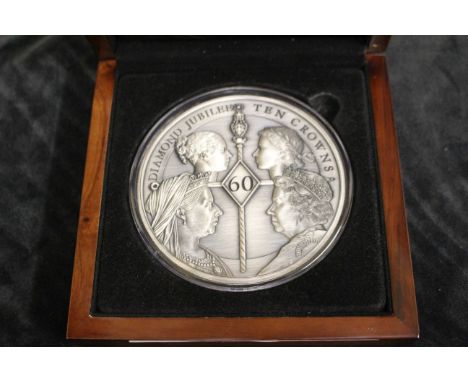 The Diamond Jubilee Monarchs Super Crown Limited Edition to 999 coins. Boxed with Certificate of Ownership.  Denomination: Te