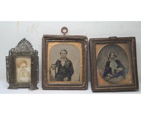 Late 19th/early 20th century small photograph frame with pierced architectural surround, two Victorian portrait photos&nbsp;(