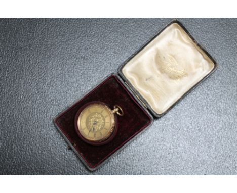 A 14K GOLD OPEN FACED MANUAL WIND POCKET WATCH, with box, Dia 4 cm