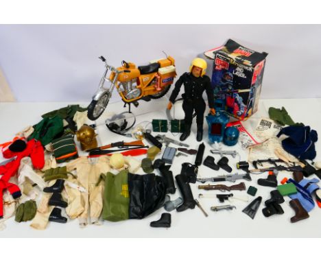 Palitoy - Action Man - A collection of Action Man items including a boxed Space Ranger Battle Pack, a blonde flock haired and