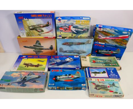 AMl - Special Hobby - Xtrakit - Amodel - Others - 13 boxed 1:72 plastic model aircraft kits. Lot includes AML Curtiss Hawk 75
