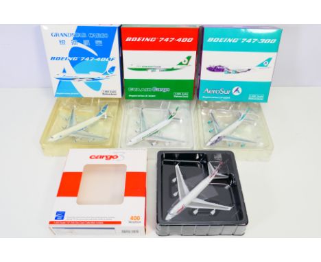400 AVIATION - PHOENIX PLATINUM SERIES -  4 x 1:400 scale aircraft models comprising: 400 Aviation Beoing 747-200 Cargo B OO-