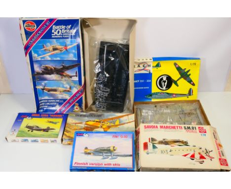 Airfix - Supermodel - AML - Others - Six vintage military aircraft plastic model kits in 1:72 scale. Lot includes Airfix #109