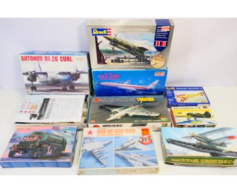 Hasegawa - Airfix - Minicraft - Dragon - A boxed group of plastic model kits in various scales. Lot includes Minicraft #14454