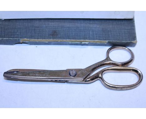 A set of vintage pinking scissors by Richards of Sheffield 
