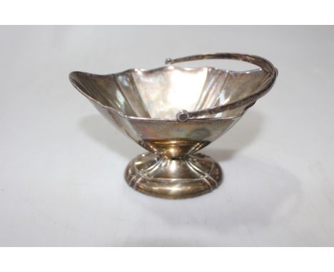 Sterling silver bon bon basket.