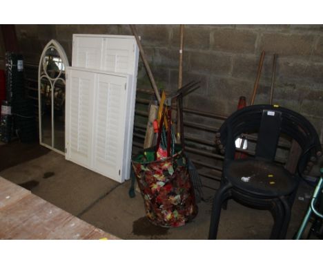 A collapsible garden basket AF and contents of garden tools to include garden sprayer, shears, etc.