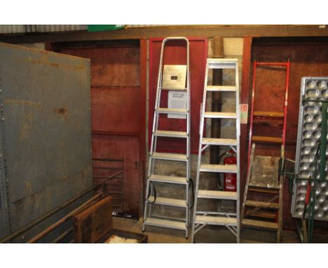 A Abru aluminium folding seven step ladder 