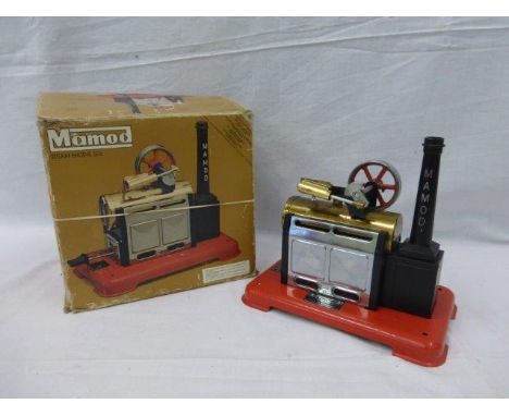 A Mamod steam engine, SP2, in original box. 