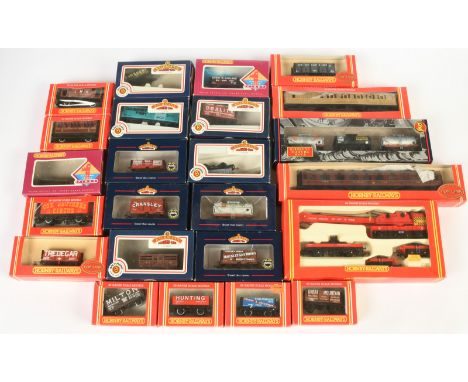 Hornby (GB), Bachmann &amp; Similar mixed group of Rolling Stock to include Bachmann 33-526 triple pack "Tank Traffic Classic