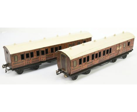 Bing for Bassett Lowke Gauge 1 Pair of LNER Coaches. LNER 3rd / Brake 1234N, 1x coach has interior lighting fitted &amp; 1x r