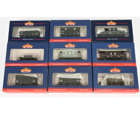 Assortment of Bachmann Wagons: 33-301R GWR Brake van 'Hayle Ru' Produced Exclusively for KERNOW MRC, 2x 37-730C 12 Ton Ventil